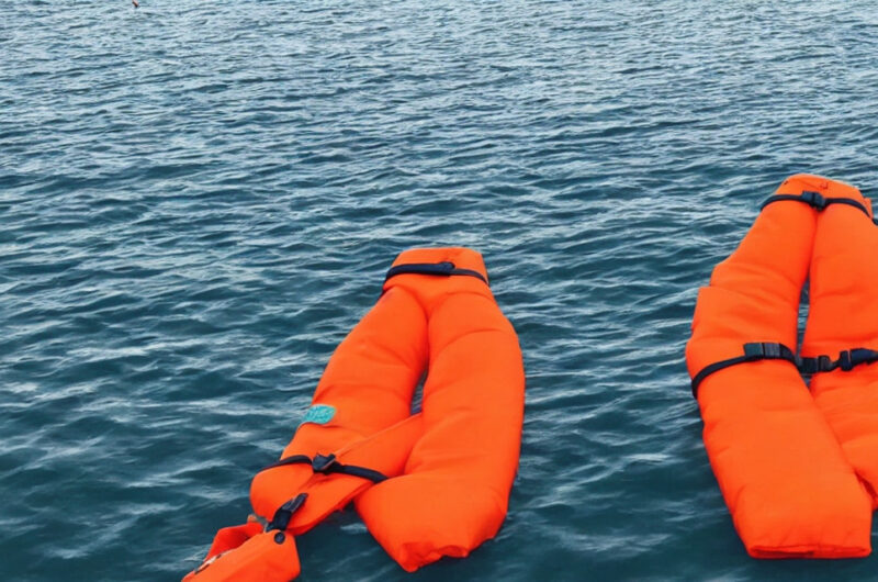 Hvordan kan en badevest redde livet på dig og dine kære?